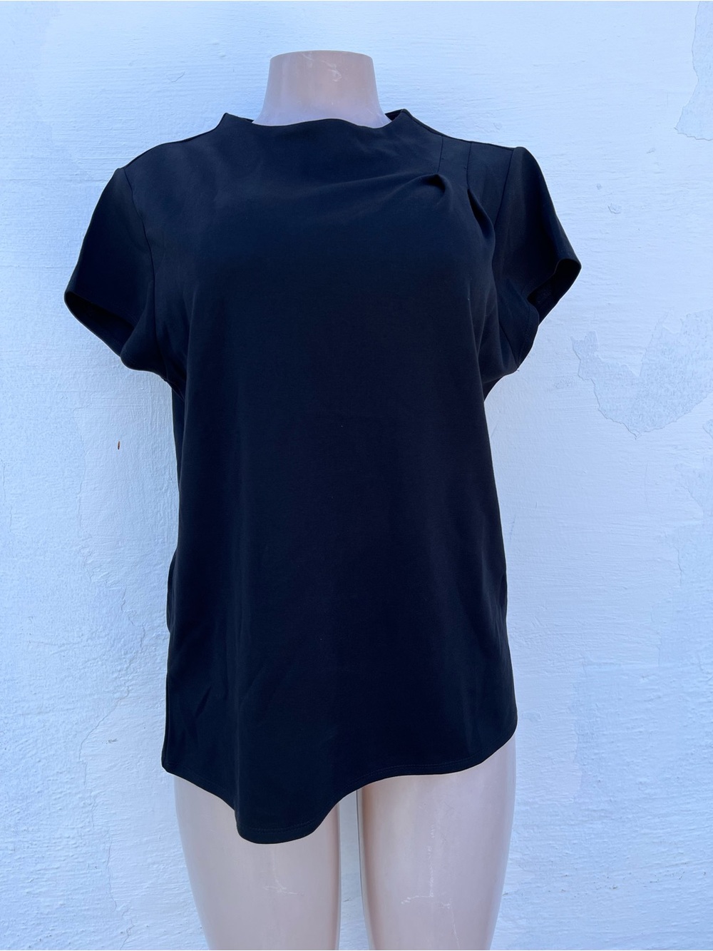 Badgley Mischka Black Short-Sleeve Crewneck Top